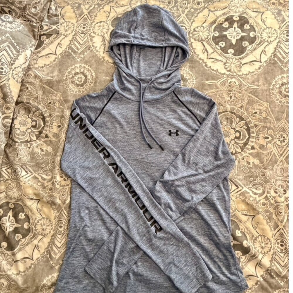 Women's Under Armour lightweight hoodie in heather blue large